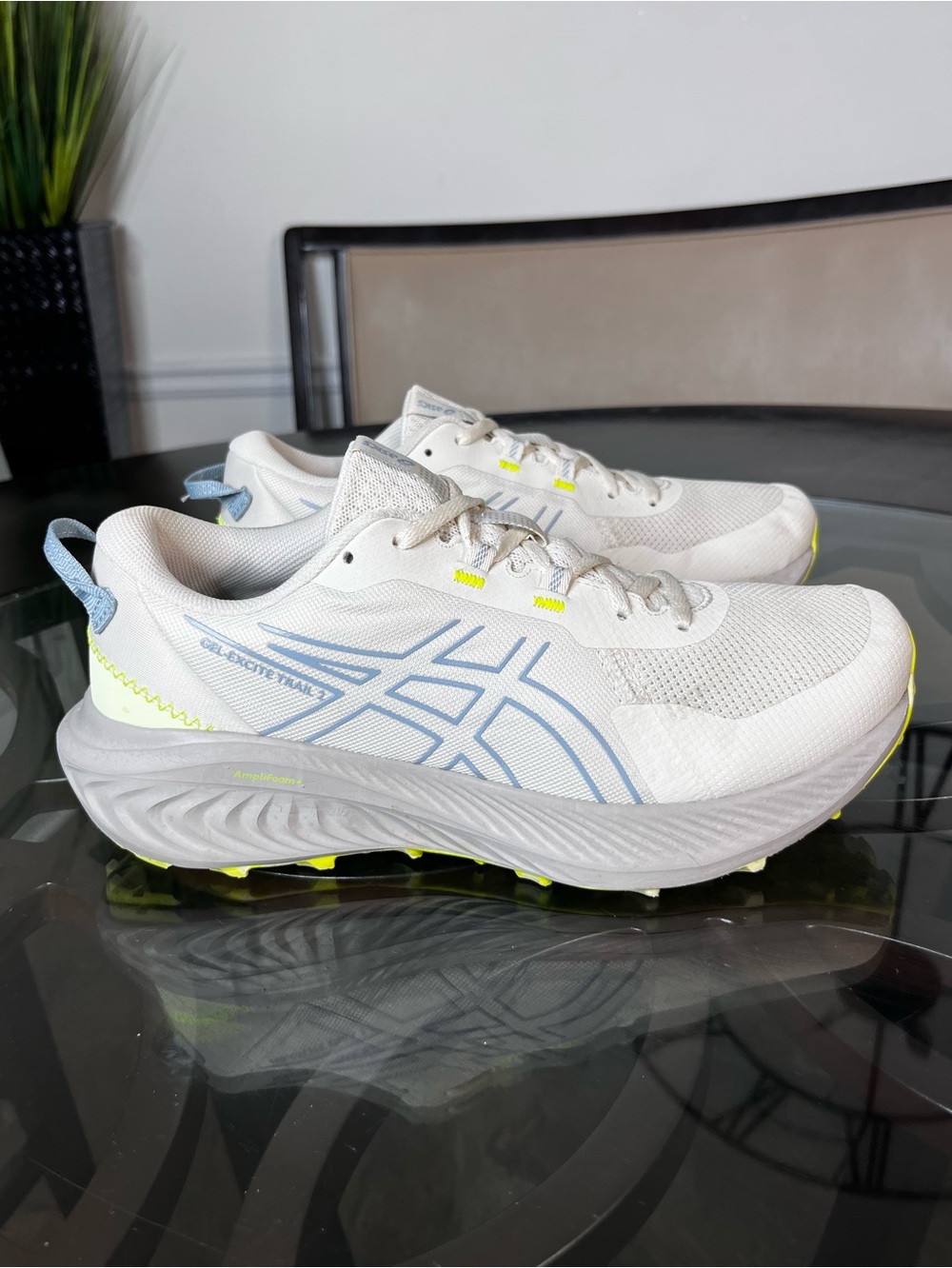 ASICS GEL-Excite Trail 2
Birch/Dolphin Grey Women's
Size 10